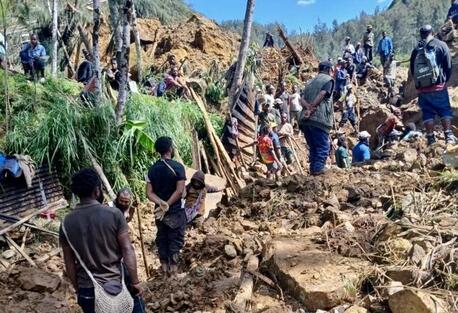 UNICEF is on the ground supporting relief efforts as search and rescue operations get underway following a devastating landslide that buried an estimated 2,000 people in a remote part of Papua New Guinea.